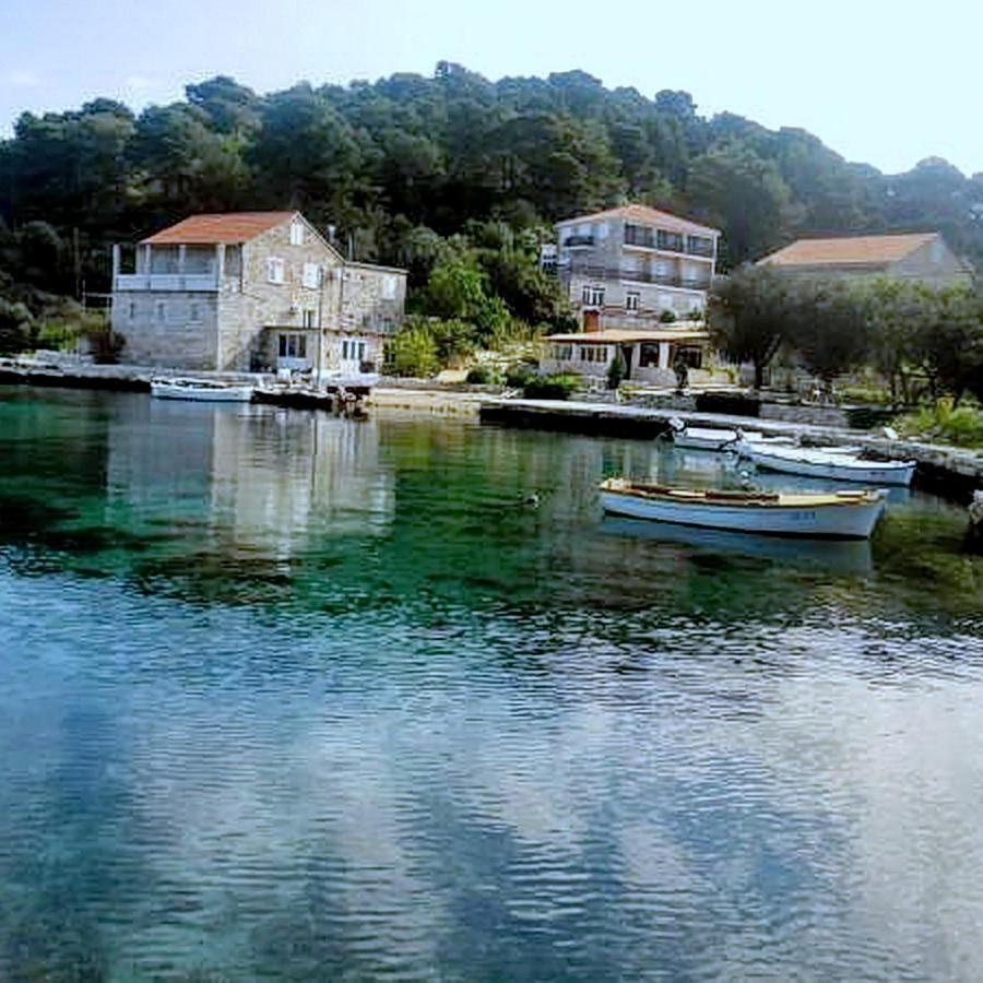 Guest House Kiko Pomena Exterior foto