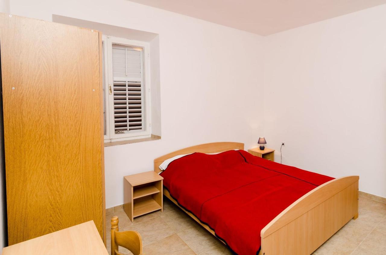 Guest House Kiko Pomena Habitación foto