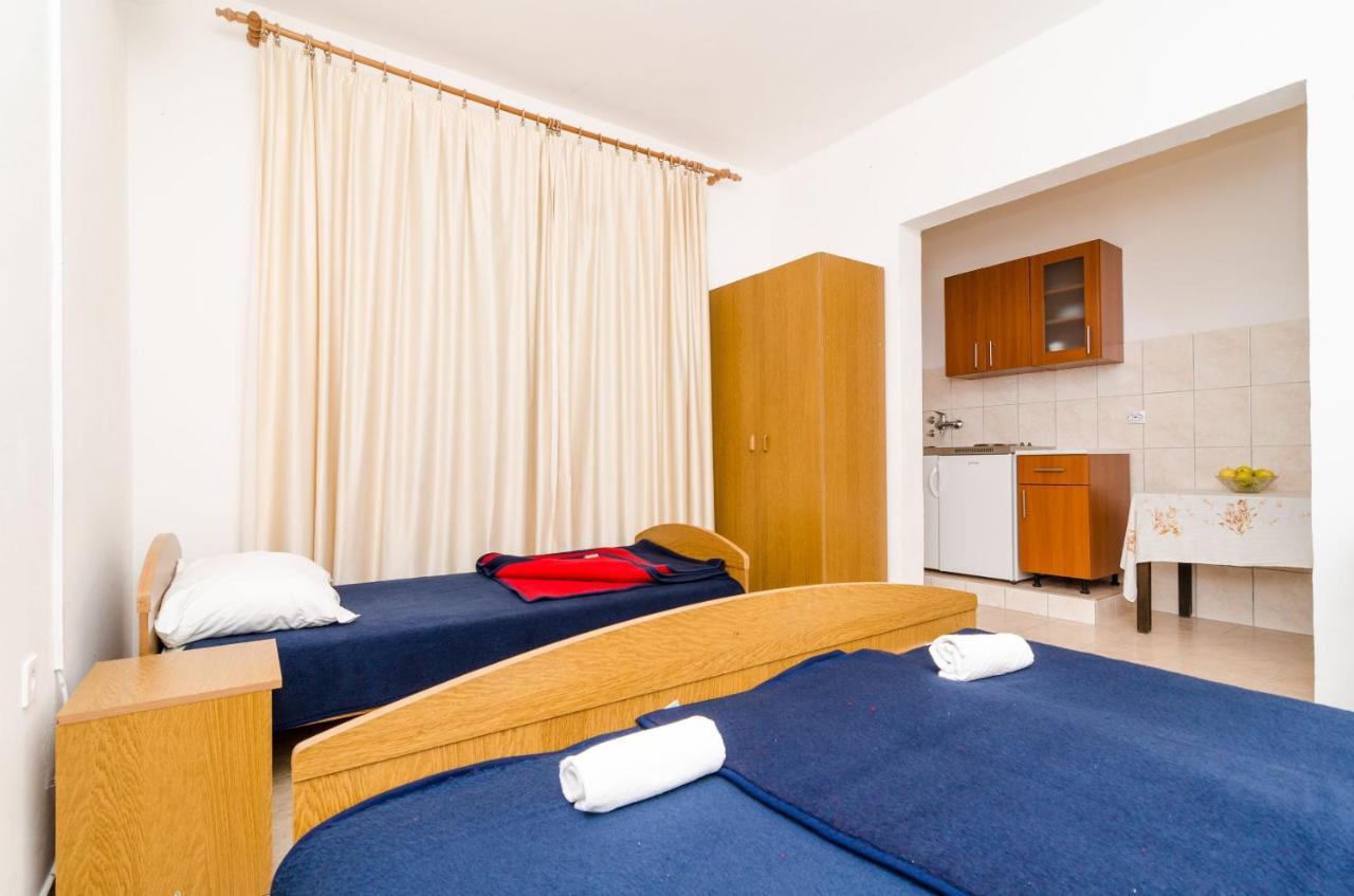 Guest House Kiko Pomena Habitación foto