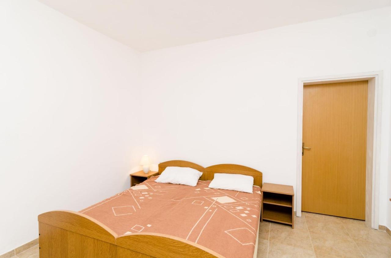 Guest House Kiko Pomena Habitación foto