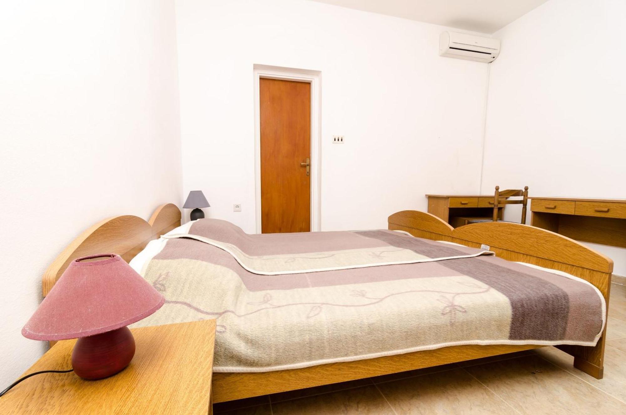 Guest House Kiko Pomena Habitación foto
