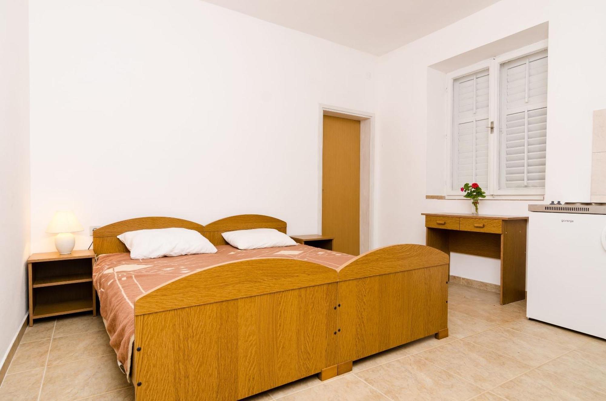Guest House Kiko Pomena Habitación foto