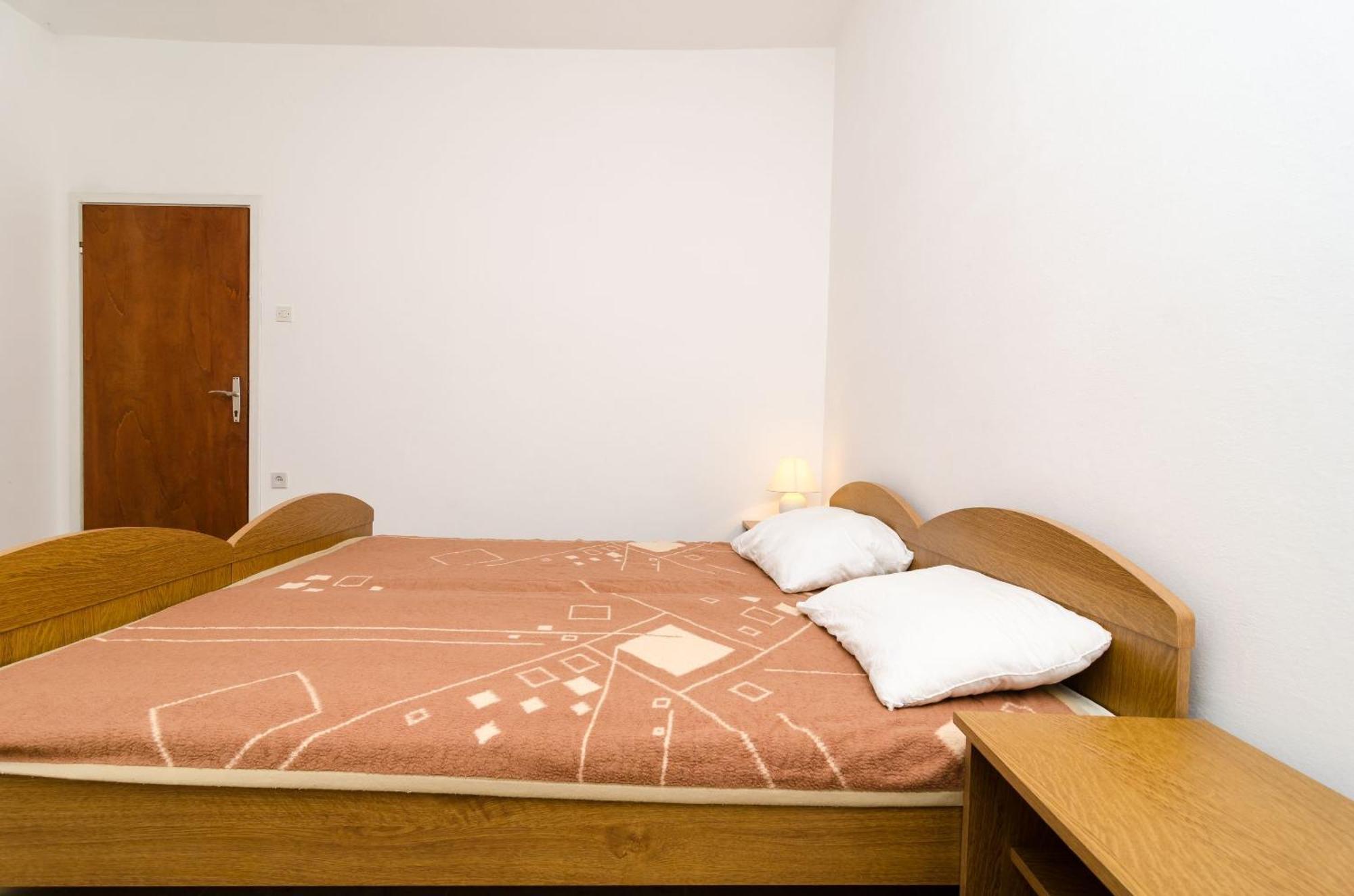 Guest House Kiko Pomena Habitación foto